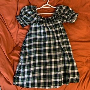 Women’s American Eagle Plaid Green Dress Puff Sleeves Medium